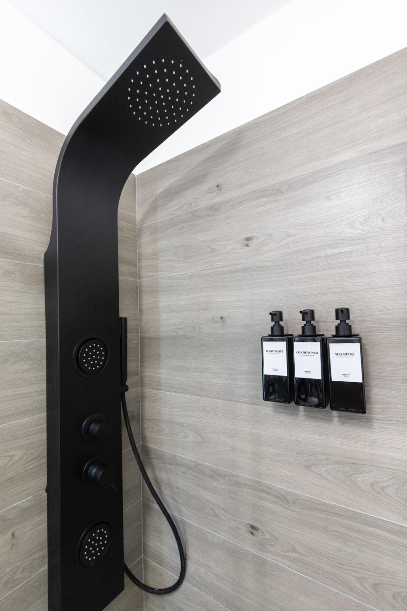 Urban Chic Luxury Suite Apartments Rome Exterior photo